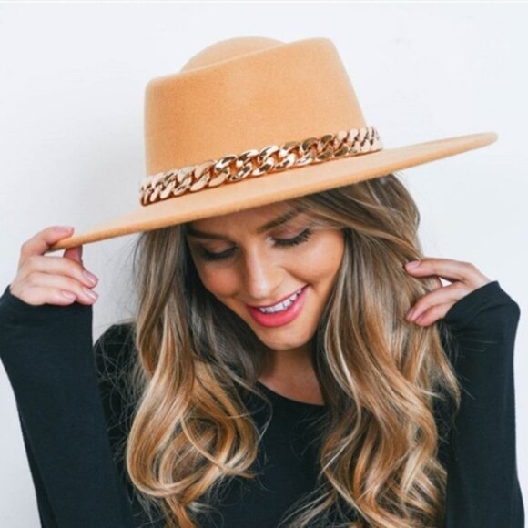 Chain Detailed Fall Winter Hat - Camel - Picture 2 of 5